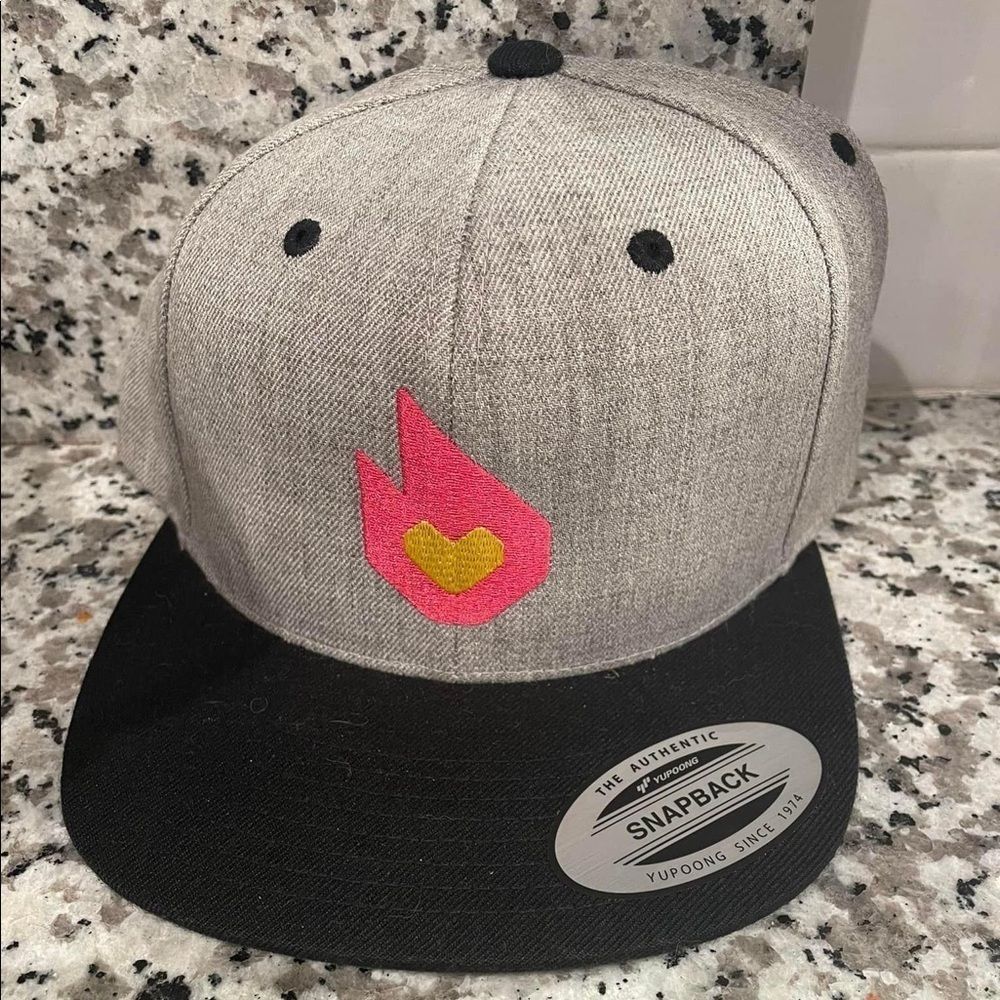 Fandom Press Media Promo Cap - SporTek Yupoong SnapBack Grey & Black Cap OSFM